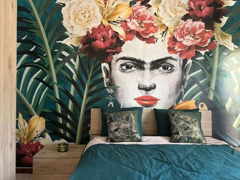 Decorative detail, Bedroom
