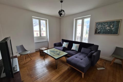 Apt or chalet near the slopes Briançon Apartment in Briançon