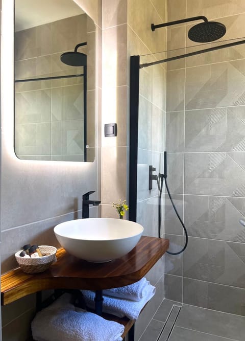 Aoni Suites Apartment hotel in Argolis, Greece