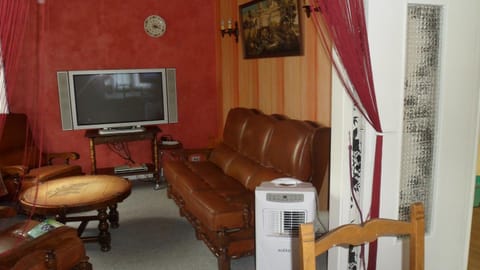 Chez Georgette House in Switzerland