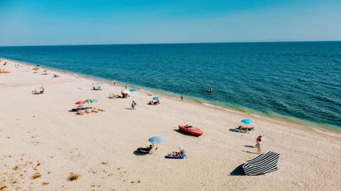Nearby landmark, Day, People, Natural landscape, Beach, Sea view