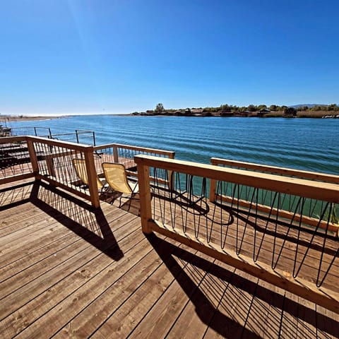 Day, Balcony/Terrace, Balcony/Terrace, River view, Sea view