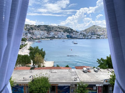 City view, City view, Sea view, Sea view