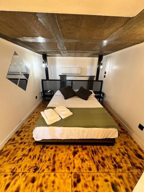 Precioso estudio con terraza en Florida E1 Apartment in L'Hospitalet de Llobregat