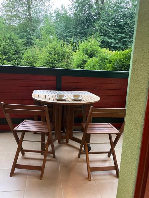 Spring, Garden, View (from property/room), Balcony/Terrace, Garden view