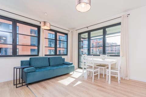 Balcony/Terrace, Living room, Seating area, Dining area