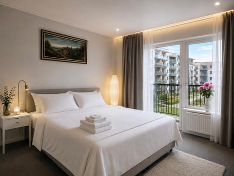 Garden, Bedroom, Garden view, towels