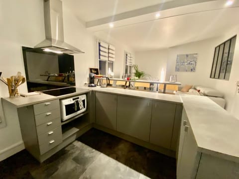 Lady Versailles - F2 proche Château et gare Apartment in Versailles