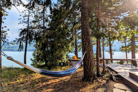 Cozy Lakefront Cabin Cabin in Cle Elum Lake