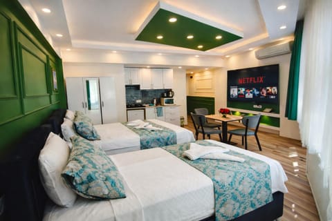 Bed, Living room