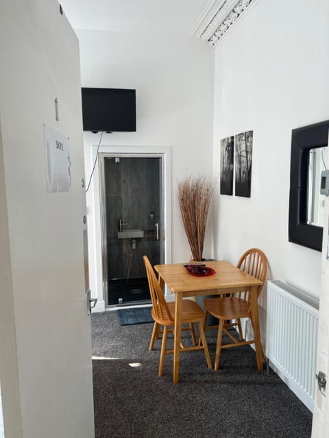 North-West Studios Apartment hotel in Glasgow