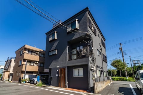Property building, Day, Street view