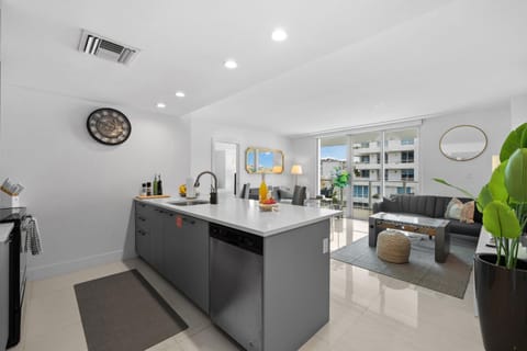 Living room, City view, kitchen