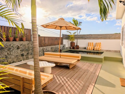 Patio, Day, Balcony/Terrace, Pool view, Swimming pool, sunbed