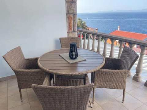 Patio, Day, View (from property/room), Balcony/Terrace, Seating area, Dining area, Sea view