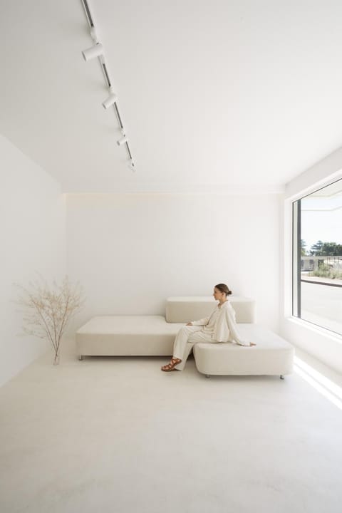 View (from property/room), Living room, Lobby or reception, Photo of the whole room, Seating area, On site
