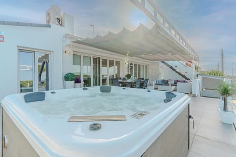 Natural landscape, Hot Tub