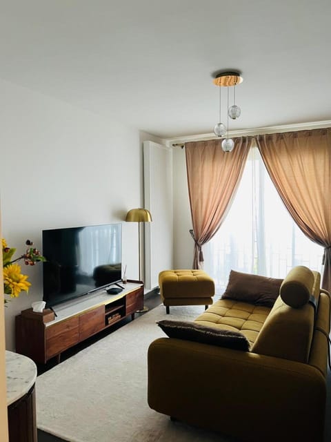 Disney T3 LUXE neuf 6P 2 ch 2 salle de bains parking privé en sous sol lit bébé C205 Apartment in Chessy