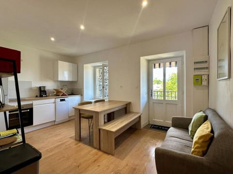 Living room, Dining area, kitchen