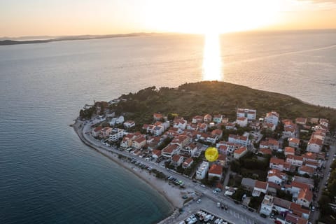 Property building, Area and facilities