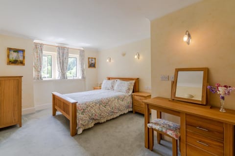 Bed, Photo of the whole room, Bedroom, wardrobe