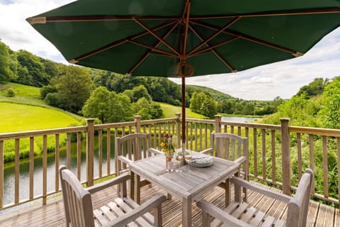 Natural landscape, Balcony/Terrace, Dining area