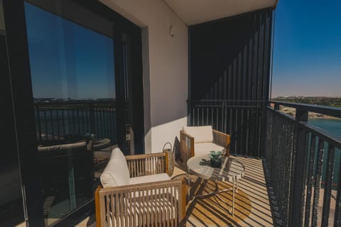 1br Oasis At Waters Edge By Voyage Apartment in Abu Dhabi