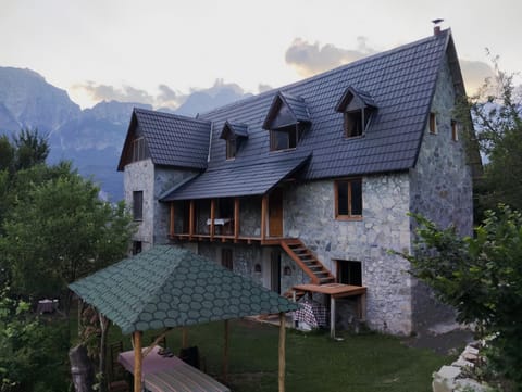 Property building, Natural landscape, Garden