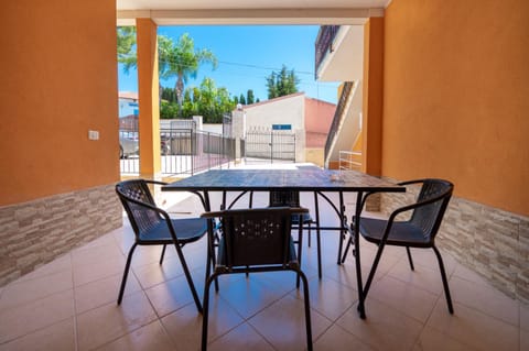 Patio, Balcony/Terrace