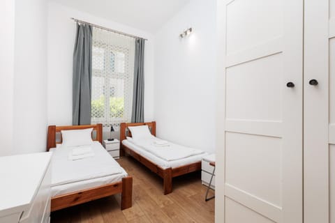 Bed, Photo of the whole room, Bedroom, towels, wardrobe