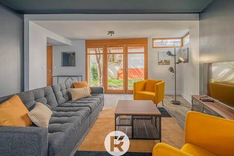 Home 4 You Apartment in Grenoble