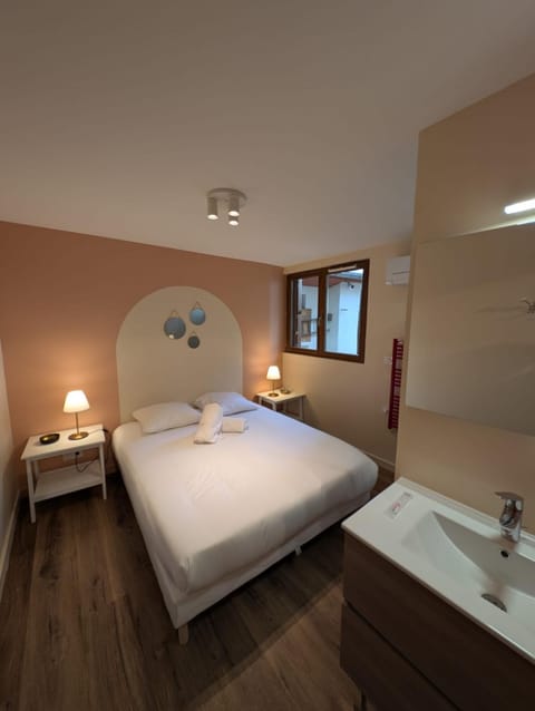 Home 4 You Apartment in Grenoble