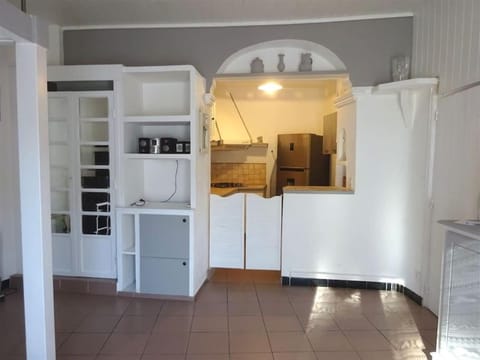 BEAU STUDIO pour 4 p à 5 mn de la plage Apartment in Villeneuve-Loubet