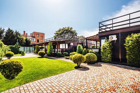 Property building, Garden, Garden view