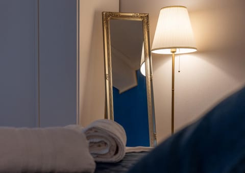 Photo of the whole room, wardrobe