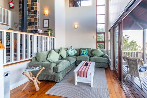 View (from property/room), Living room, Seating area