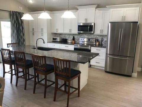 Beautiful Remodeled Private Pool Home House in Haines City