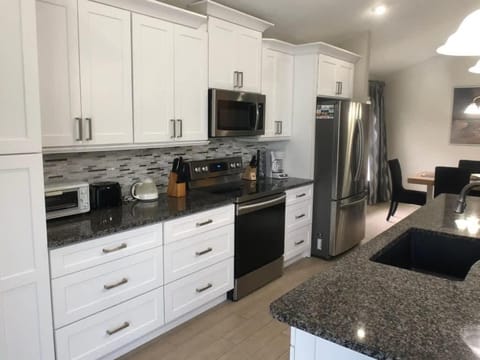 Beautiful Remodeled Private Pool Home House in Haines City