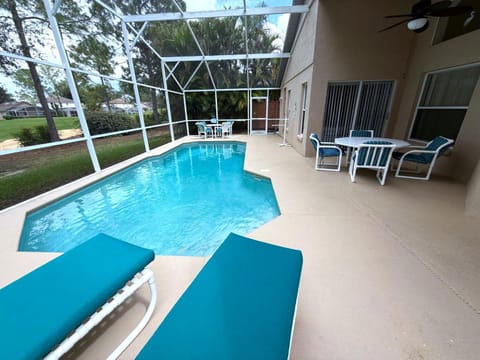 Awesome golf views from your pool Villa Southern Dunes House in Haines City
