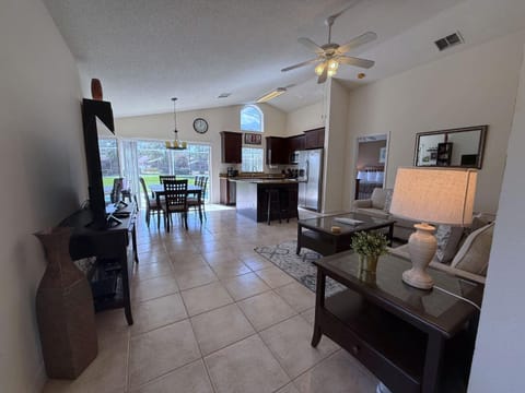 Southern Dunes Pool Villa House in Haines City