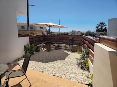 Garden, Balcony/Terrace