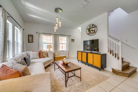 Private Pool Family-Friendly Kissimmee Townhome! House in Kissimmee