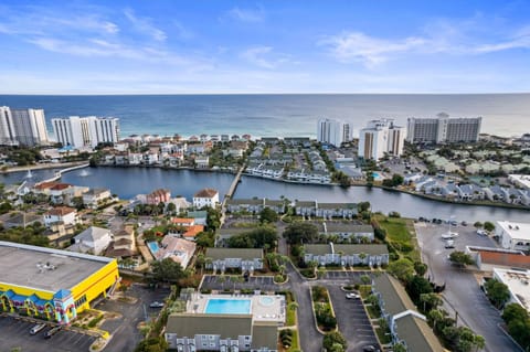 Southbay by the Gulf 010 by Newman-Dailey Apartment in Destin