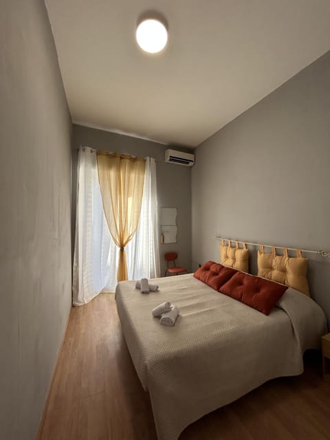 Balcony/Terrace, Photo of the whole room, Bedroom, locker, air conditioner