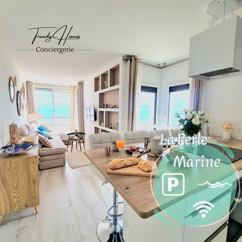 Living room, kitchen