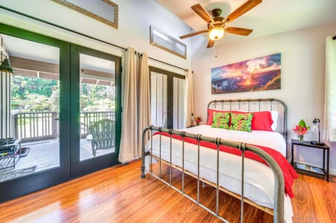 Rainforest Stay with Hot Tub Less Than 3 Mi to Natl Park! House in Volcano