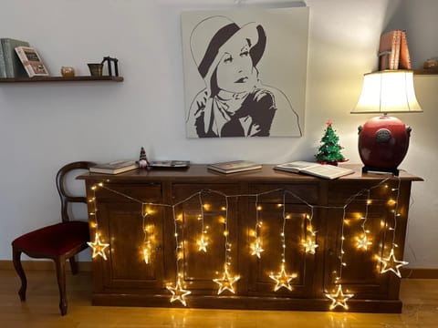 Communal lounge/ TV room