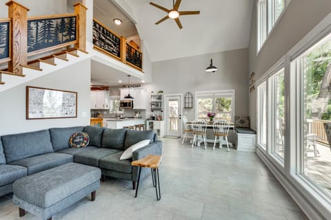 Brand-New Perry House with Kayaks and Lake Access House in Perry