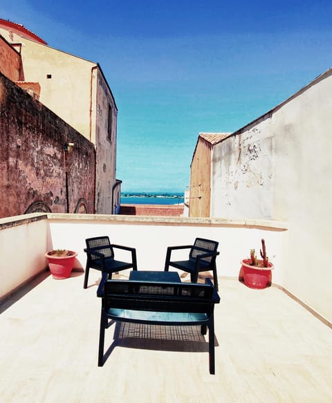 Balcony/Terrace, Landmark view, Sea view