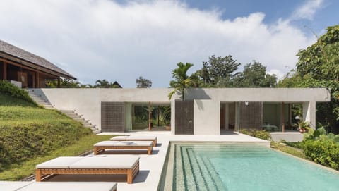 Swimming pool, Swimming pool